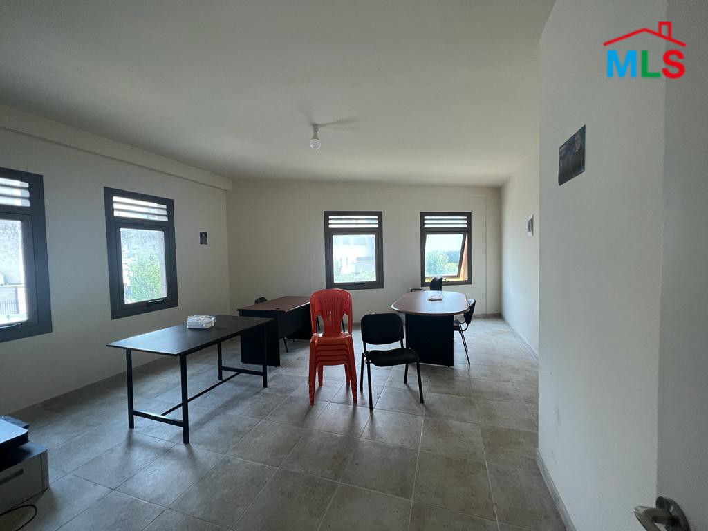 Office for Rent in Jbeil