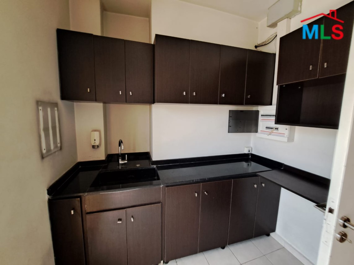 Decorated Spacious Office for Rent in Dekweneh