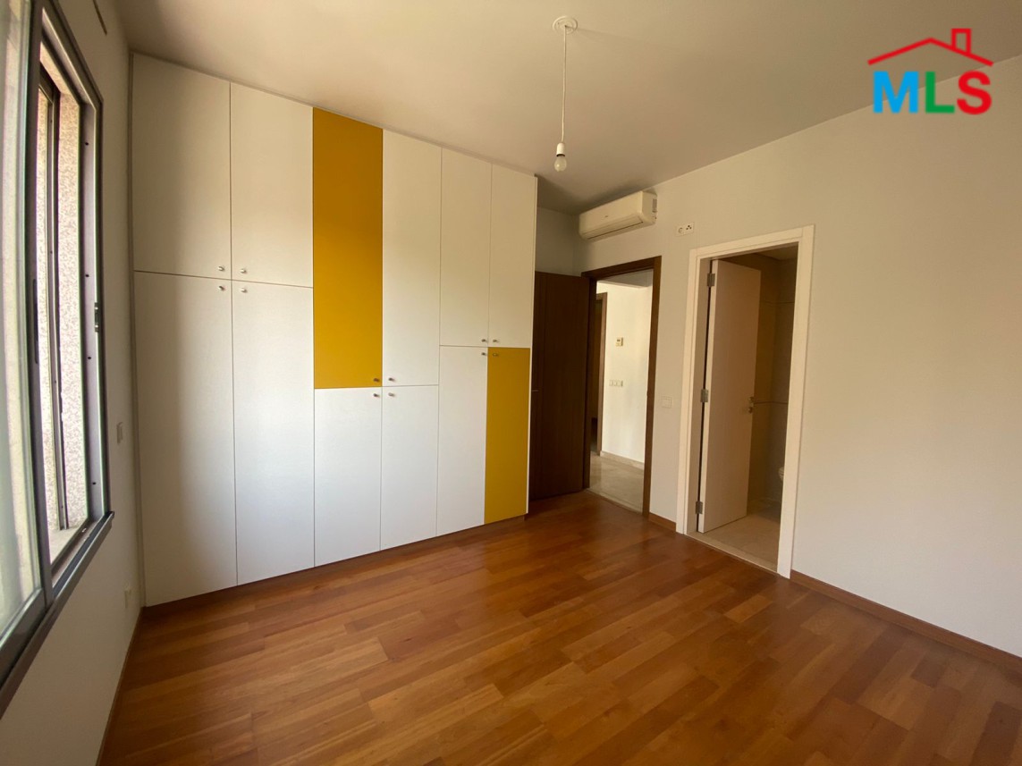Fresh and Bright Apartment for Rent In Achrafieh