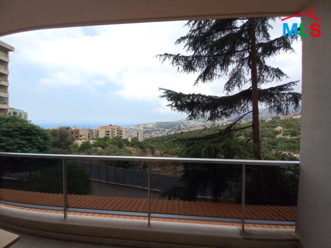 Deluxe Apartment for Rent in Sahel Alma with an Amazing View
