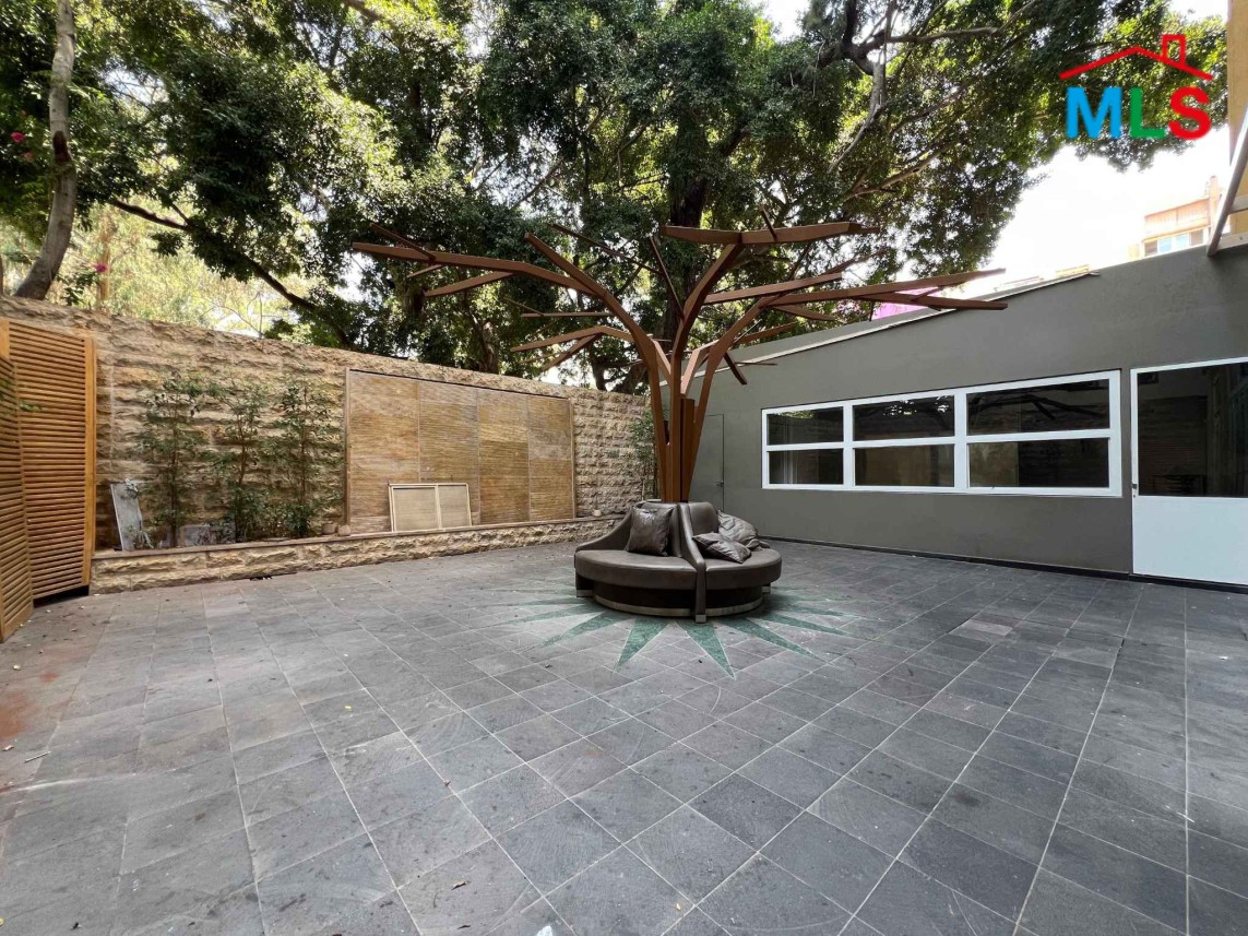 Ready to Move-in Shop for Rent with a Back Terrace in Mar Mikhael