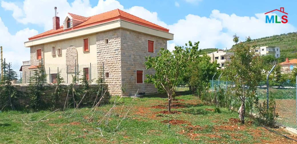 Fully decorated villa for rent in Wata El Joz
