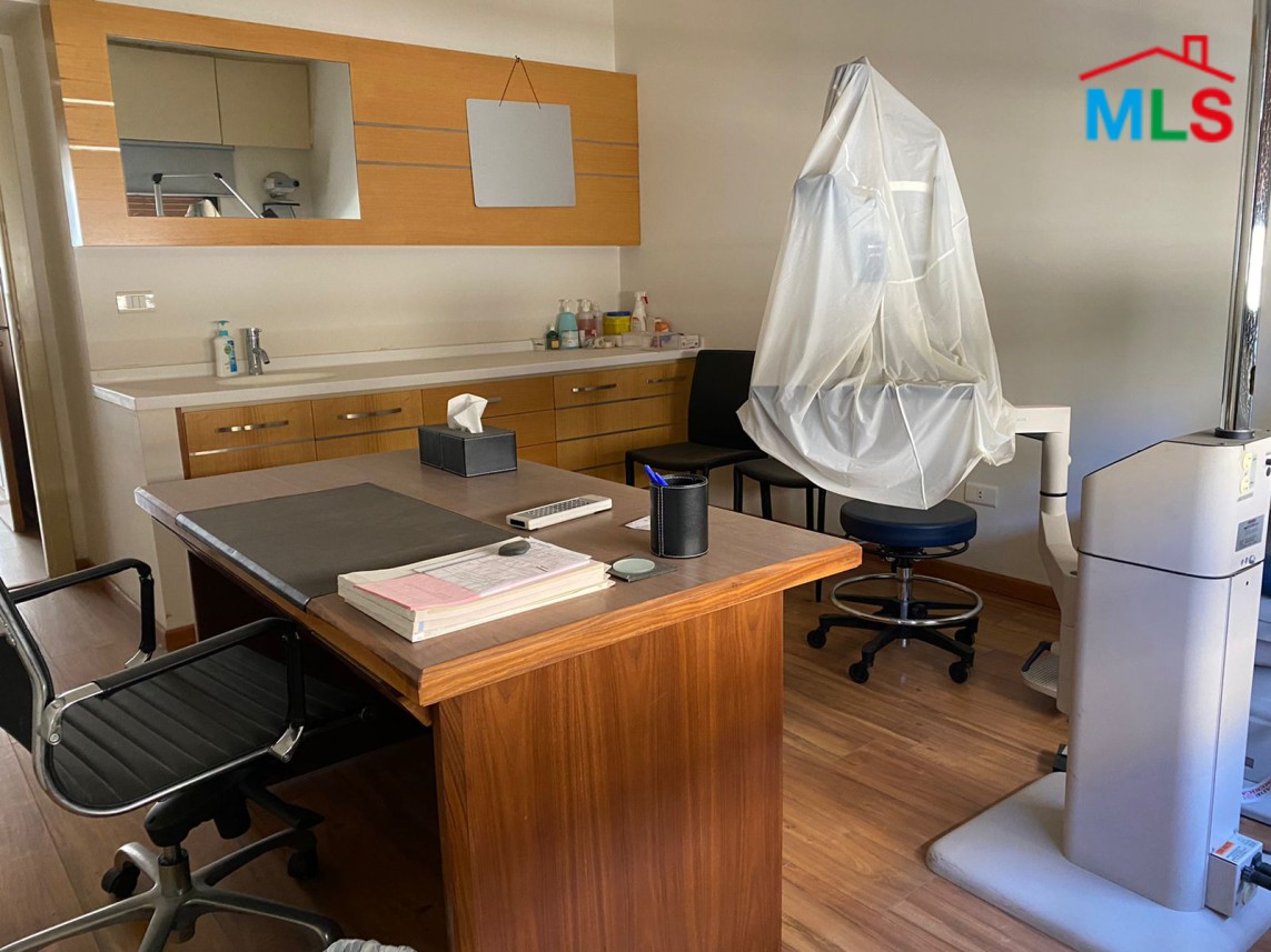 Office for Rent in Achrafieh