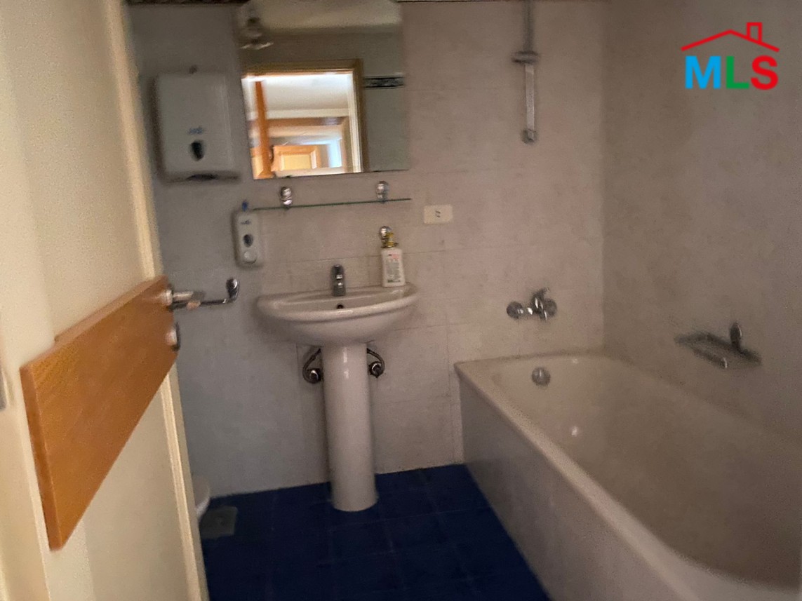 Office for Rent in Achrafieh