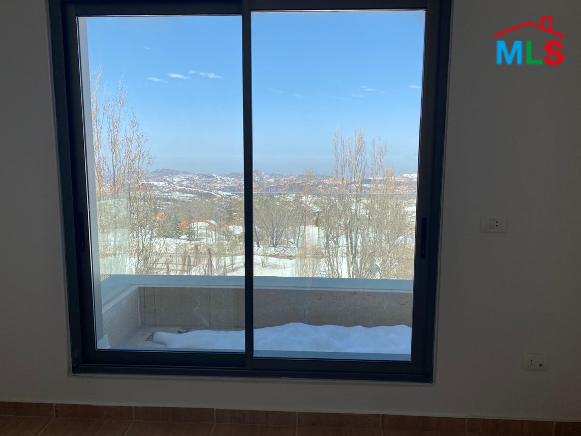 Duplex Furnished Chalet for rent in Fakra Club
