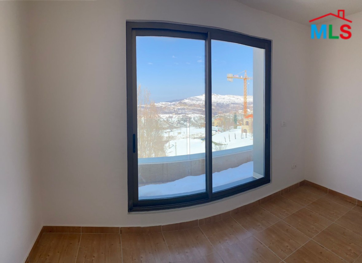 Duplex Furnished Chalet for rent in Fakra Club
