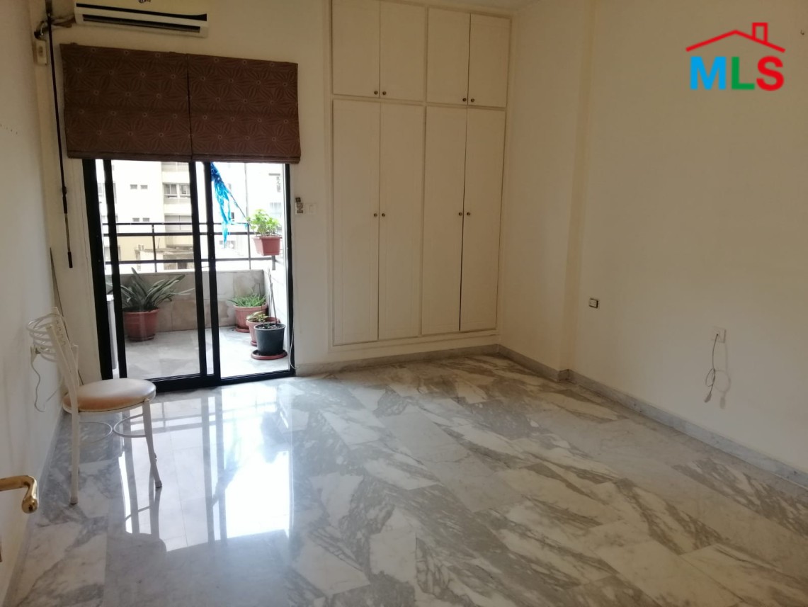 Spacious Apartment For Rent in Sioufi, Achrafieh