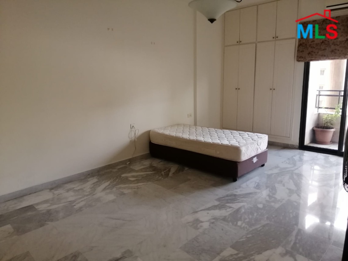 Spacious Apartment For Rent in Sioufi, Achrafieh