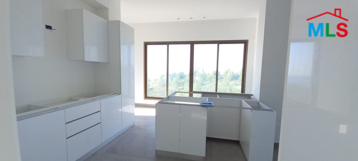 A Deluxe Apartment for Rent in Adma with Garden and Open Sea View