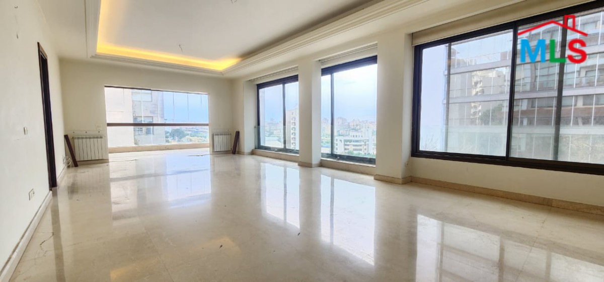 Luxurious Attractive Apartment for Rent in Horsh Tabet