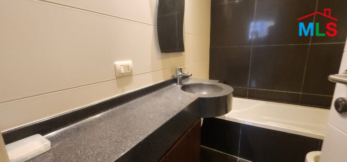 Luxurious Attractive Apartment for Rent in Horsh Tabet