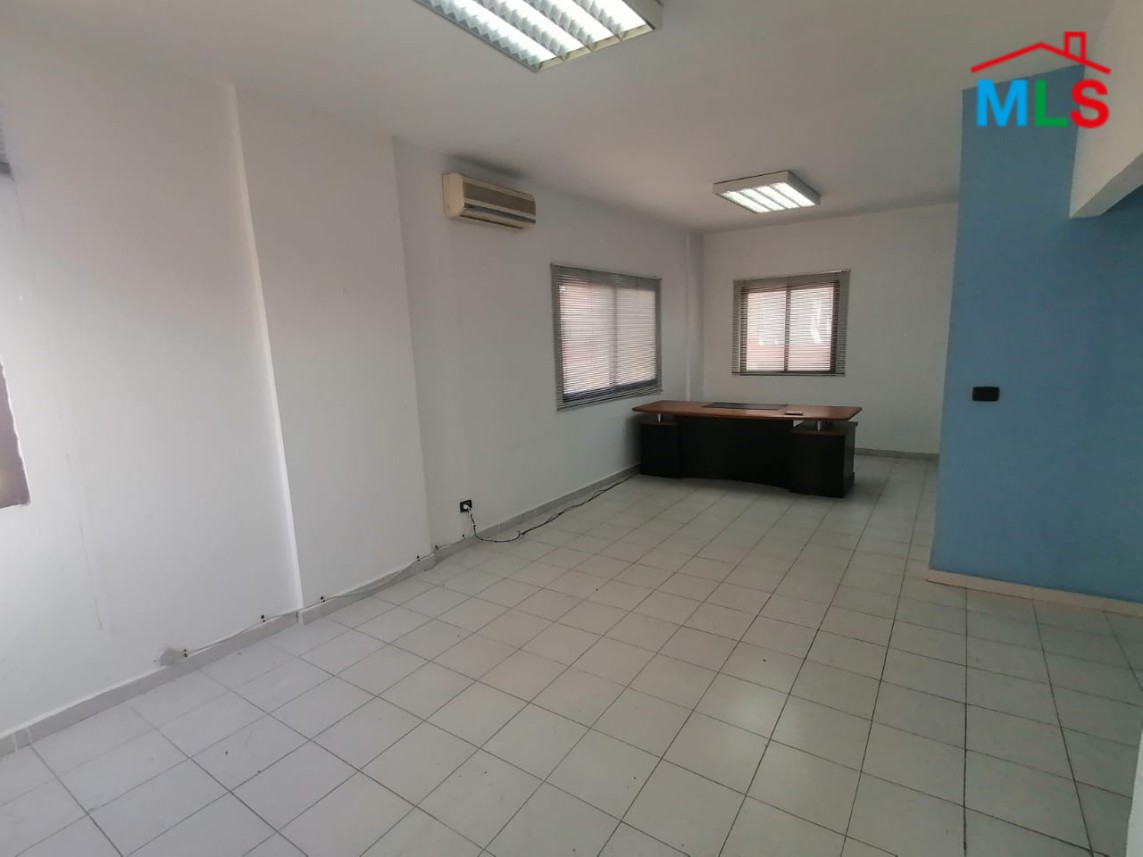 4-Rooms Office for Rent in Bouchrieh
