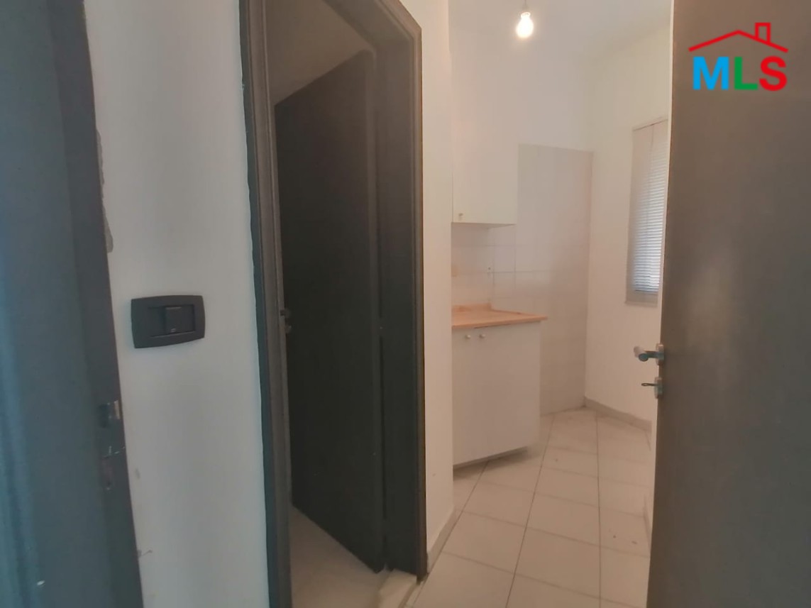 4-Rooms Office for Rent in Bouchrieh