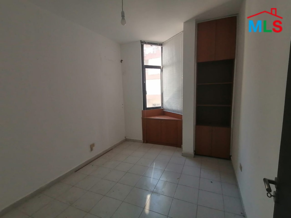 4-Rooms Office for Rent in Bouchrieh