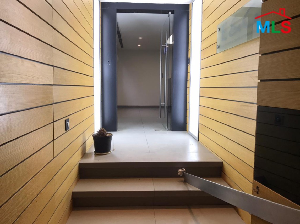 Furnished Office for Rent in Horsh Tabet