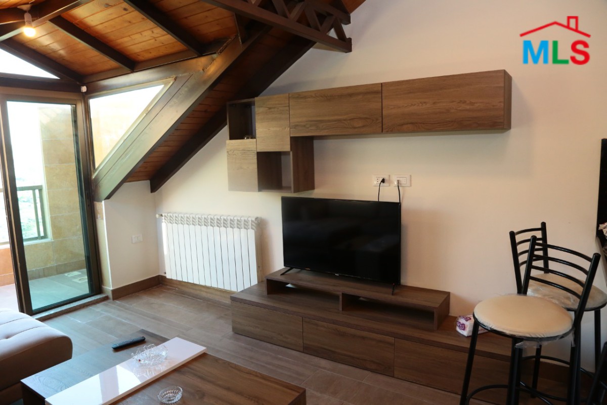 Furnished Chalet with Backyard View for Rent in Chabrouh Faraya