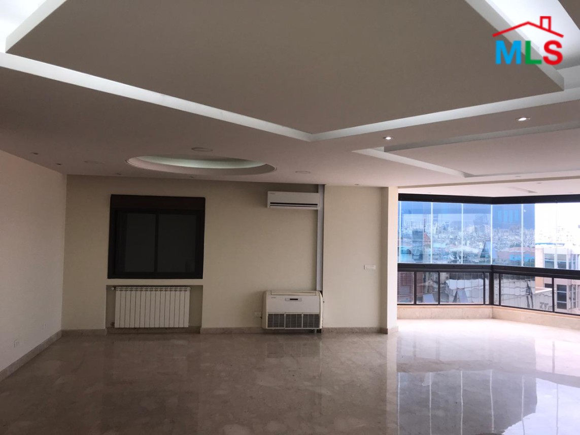 Building for Rent in Hazmieh