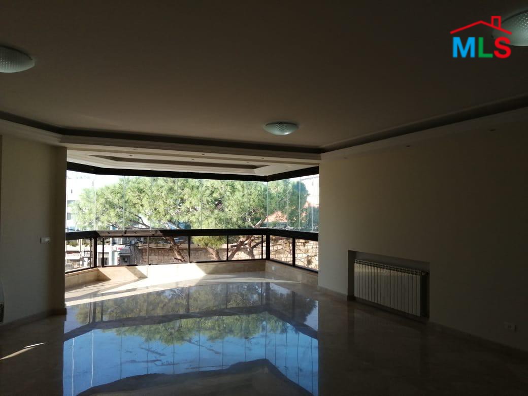 Building for Rent in Hazmieh