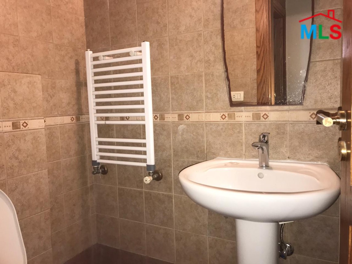 Building for Rent in Hazmieh