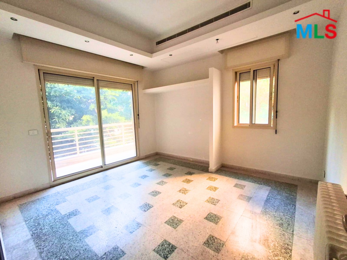 370 SQM Office for Rent in Achrafieh, Carré D'or