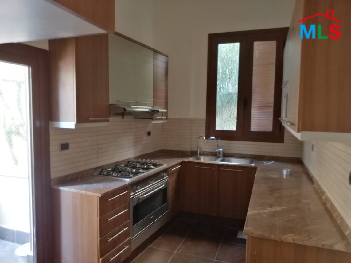Traditional 2-Bedroom Apartment for Rent in Carre D'or Achrafieh