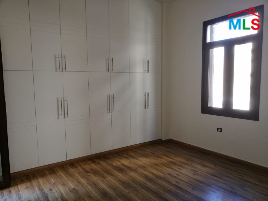 Traditional 2-Bedroom Apartment for Rent in Carre D'or Achrafieh