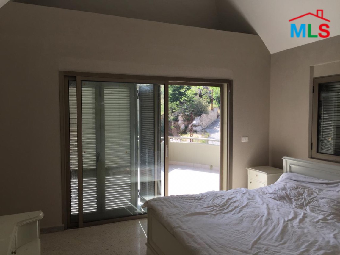 Villa for Rent in Laqlouq with Spacious Terrace