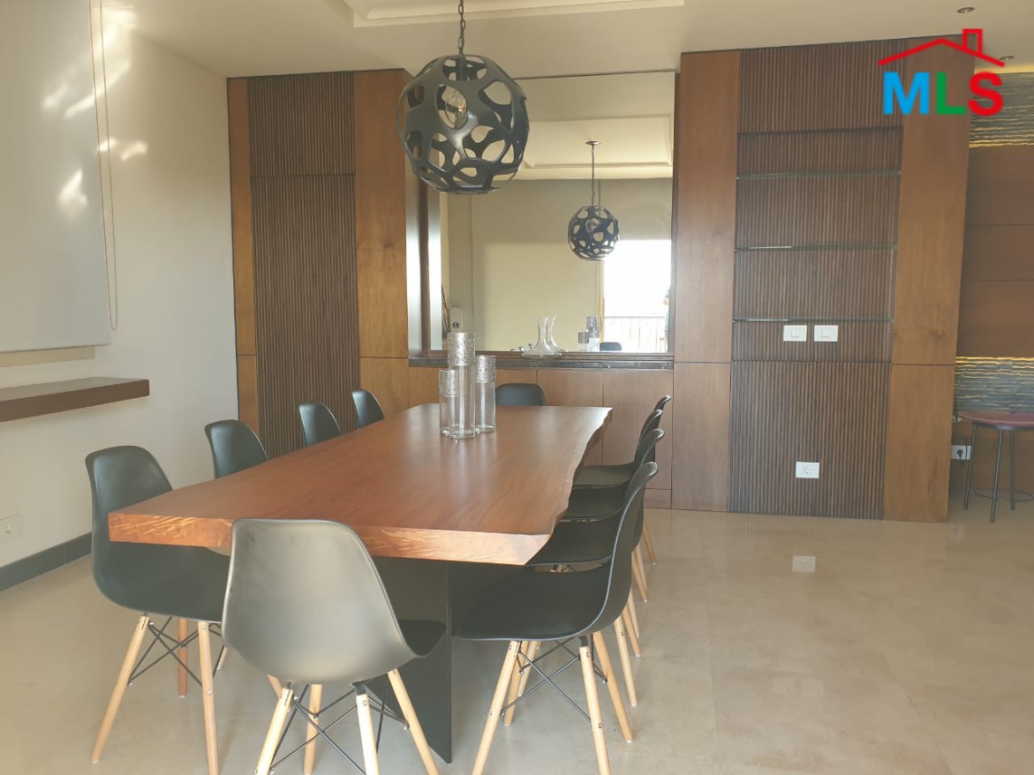 Deluxe High-End Villa for Rent in Arayia