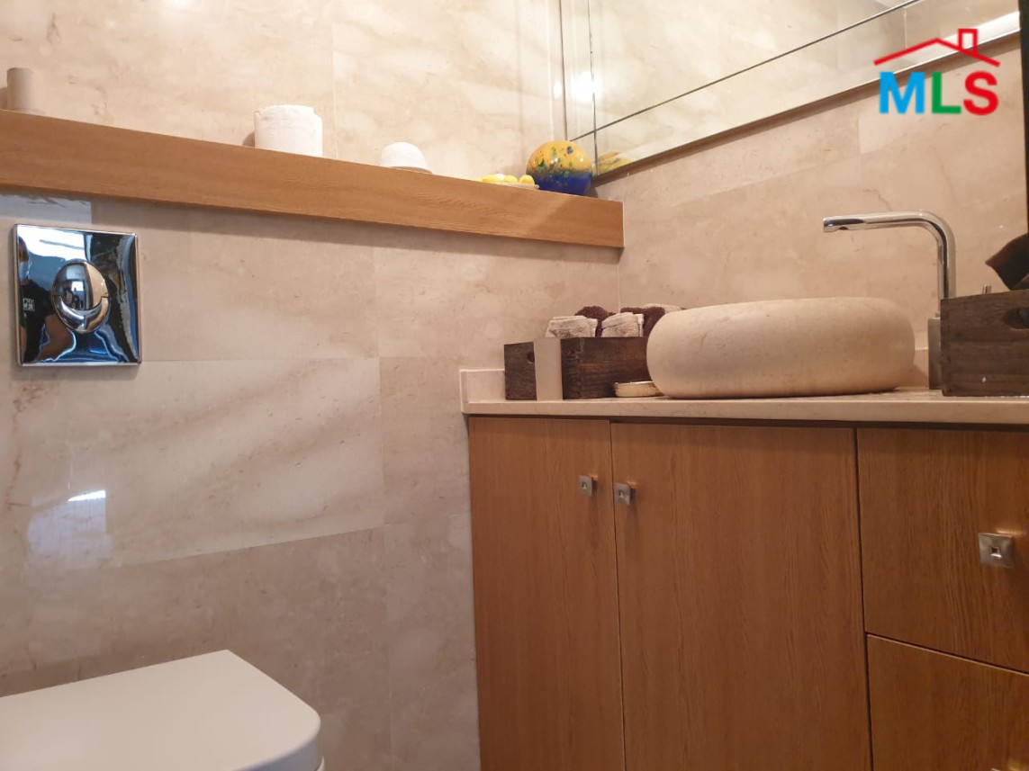 Deluxe High-End Villa for Rent in Arayia