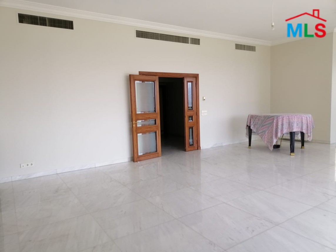 4-Bedrooms Apartment with Beautiful Mountain View for Rent in Sioufi, Achrafieh