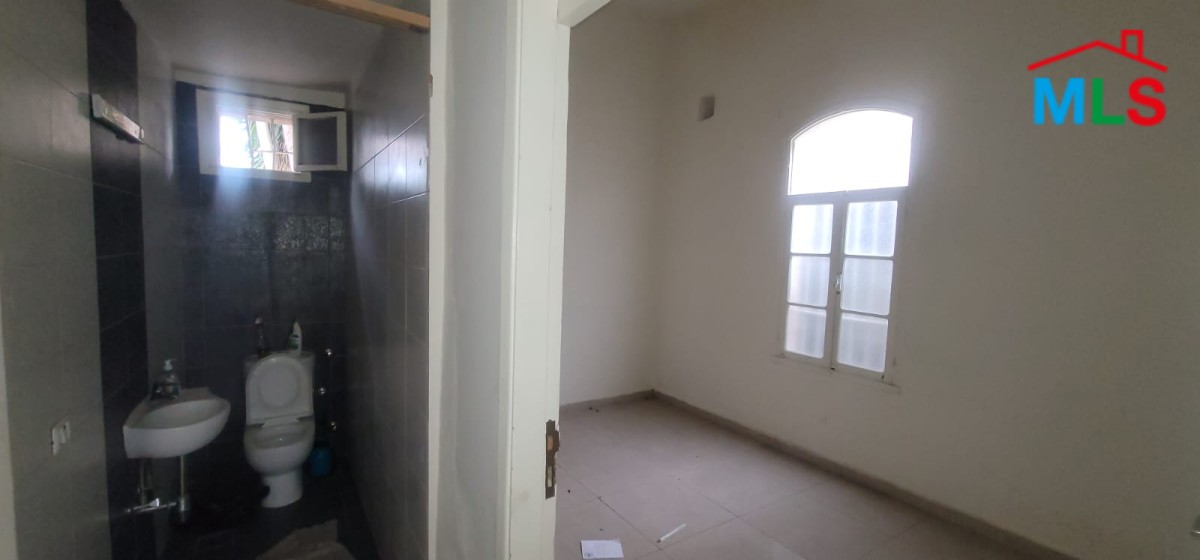 Commercial House For Rent in Jounieh