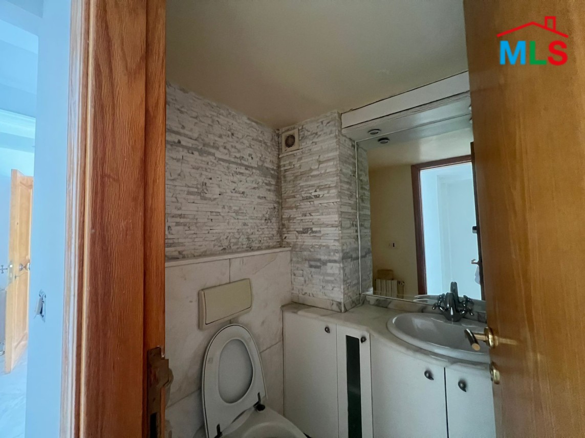 Spacious Apartment for Rent With Breathtaking View In Prime Location In Adma