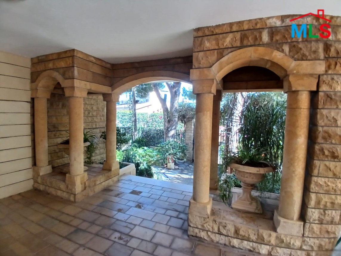 Spacious & Deluxe Apartment for Rent in A Classy Area In Ain Saadeh