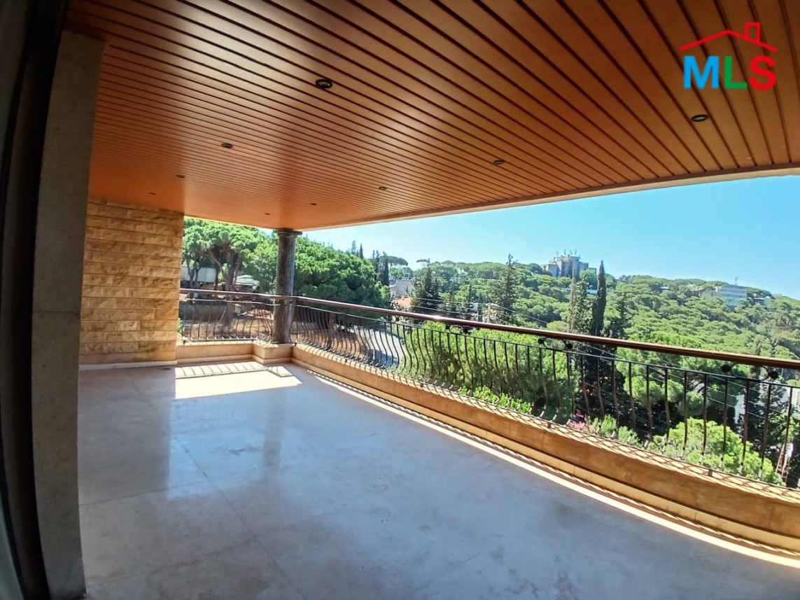 Spacious & Deluxe Apartment for Rent in A Classy Area In Ain Saadeh