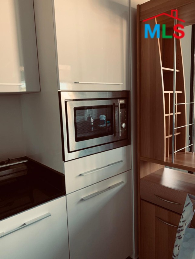 Fully Furnished Bright Apartment For Rent in Achrafieh