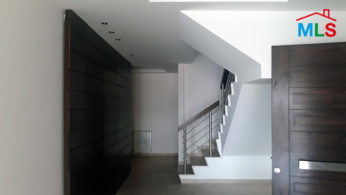 Luxurious Duplex For Rent in Deek El Mehdi, Champvile