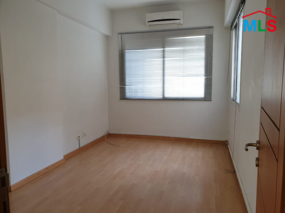 Office For Rent in Achrafieh, Zahret El Ehsen