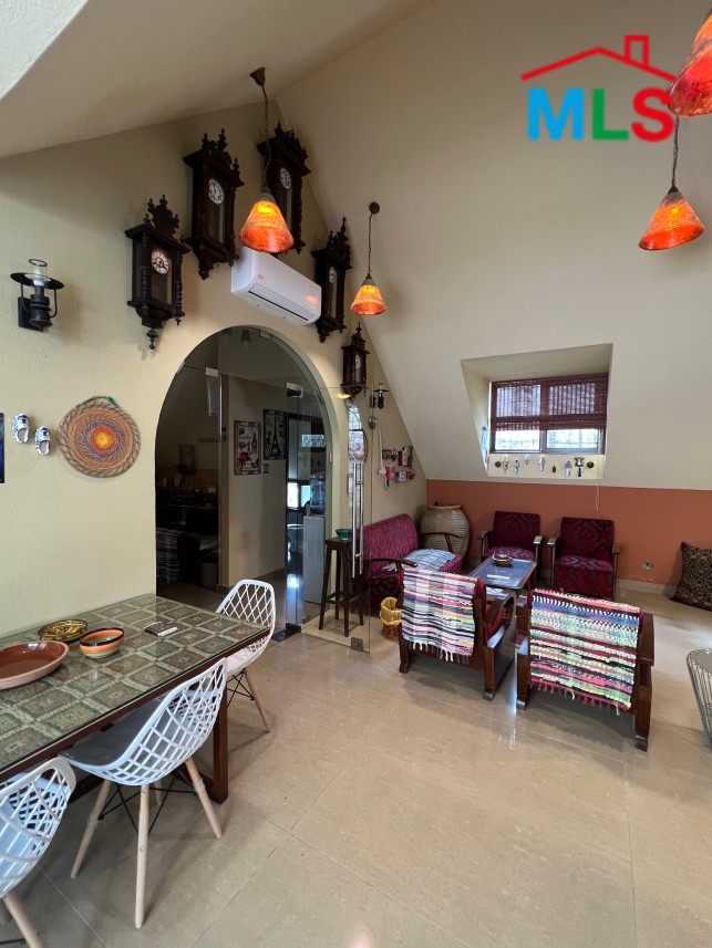Apartment For Rent in Aamchit Army Square
