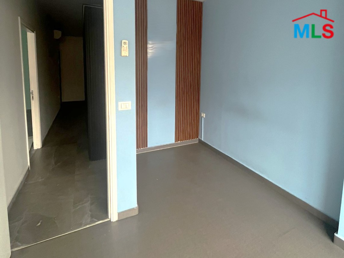 85 SQM Office for Rent In Achrafieh, Close To Hotel Dieu