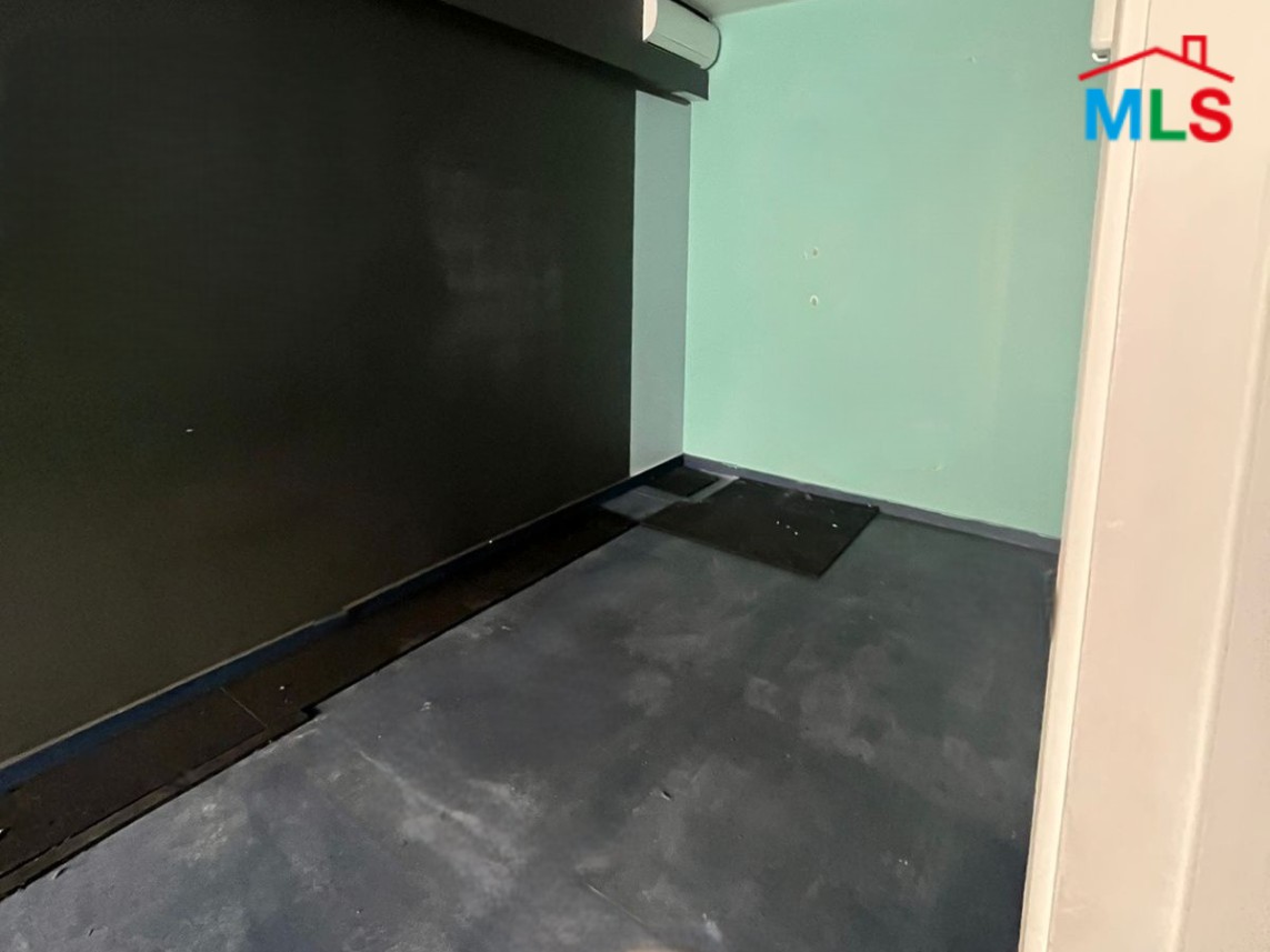 85 SQM Office for Rent In Achrafieh, Close To Hotel Dieu