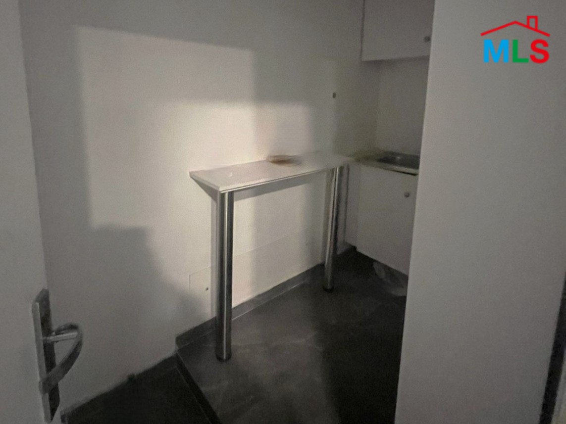 85 SQM Office for Rent In Achrafieh, Close To Hotel Dieu