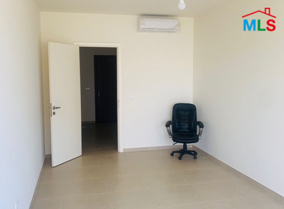 Office For Rent in Jbeil in a Brand New Center on Voie 13