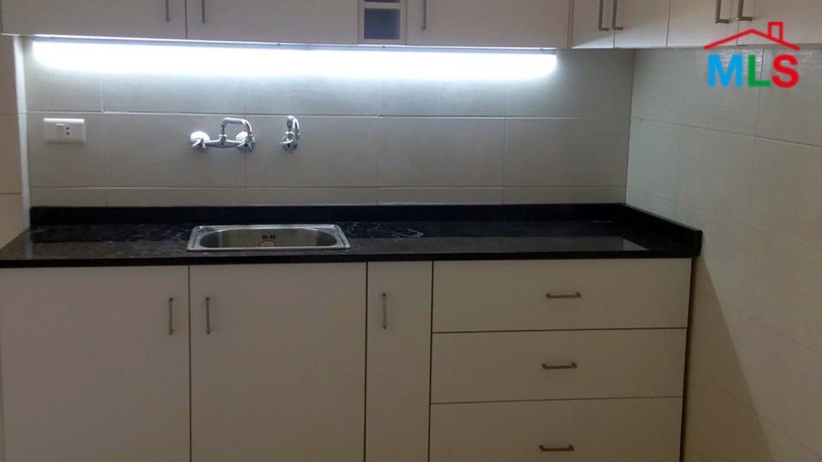 3-Bedroom Apartment For Rent In Achrafieh With Easy Access