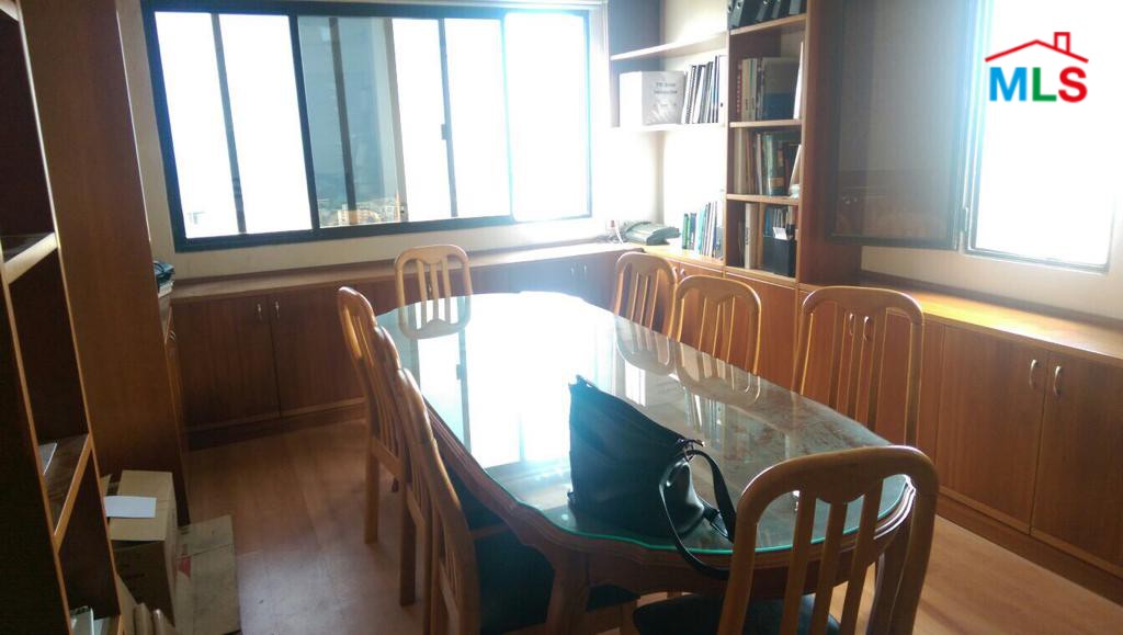 Office For Rent in an Iconic Building in Jbeil