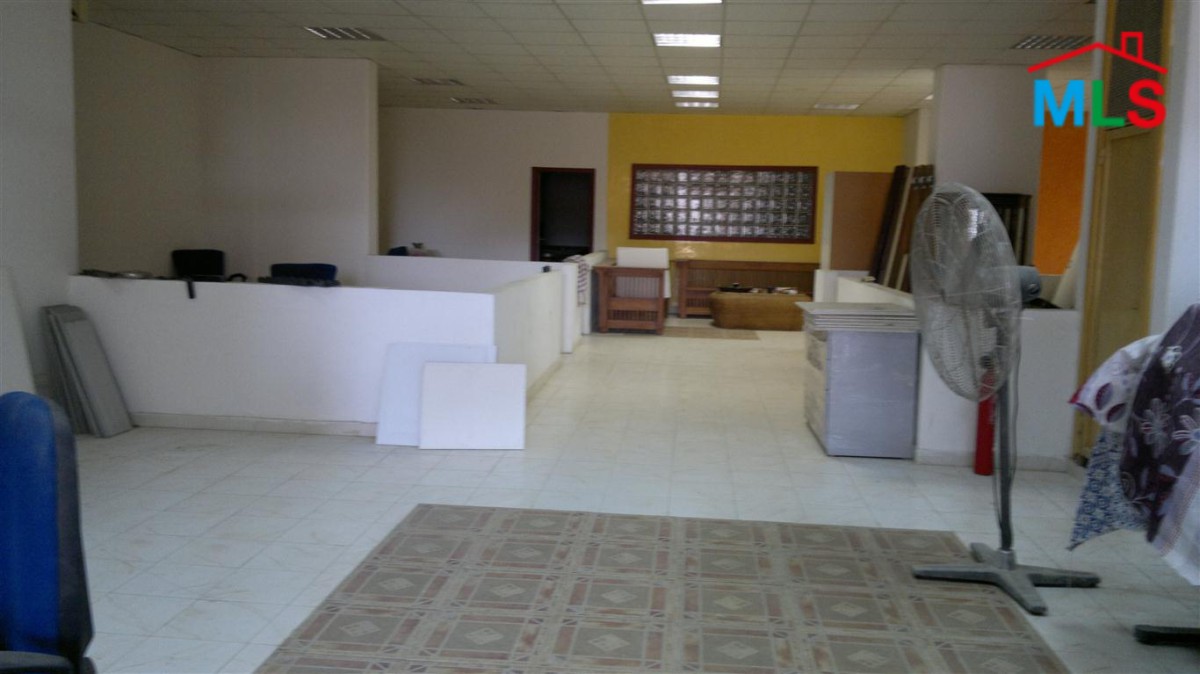 Warehouse Suitable as Offices For Rent In Bsalim