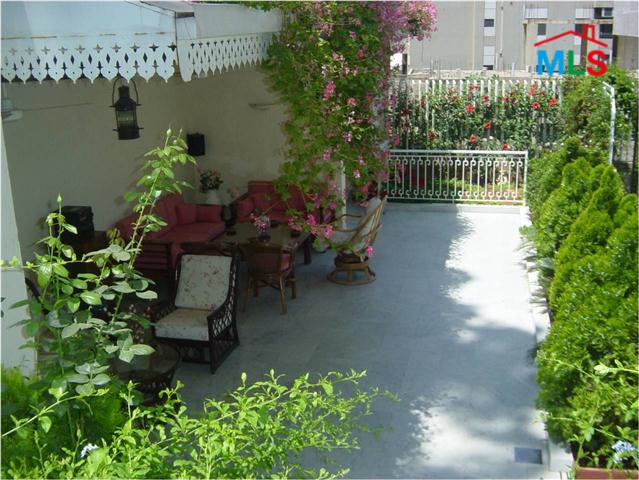 Luxurious Villa For Rent In Bsalim