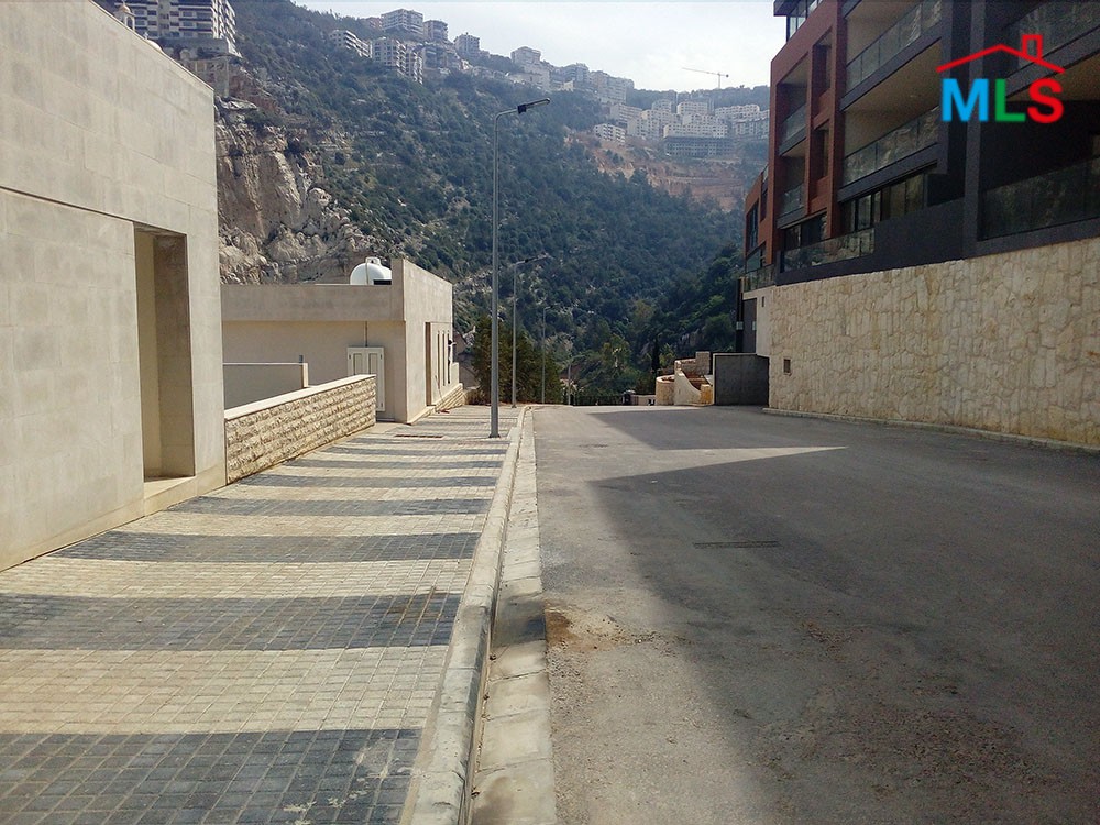 Luxurious Apartment For Rent in a Project in Antelias Metn