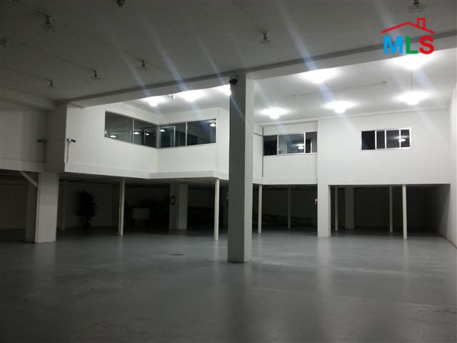 Industrial Grade 1 Warehouse For Rent In Dbayeh With High Ceiling