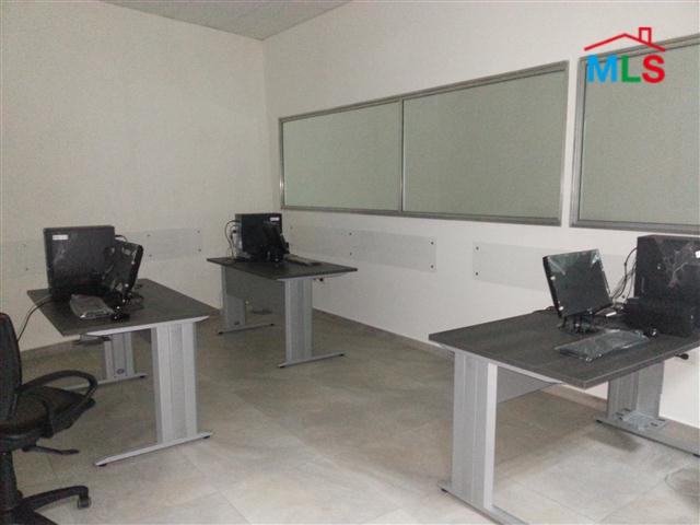 Industrial Grade 1 Warehouse For Rent In Dbayeh With High Ceiling