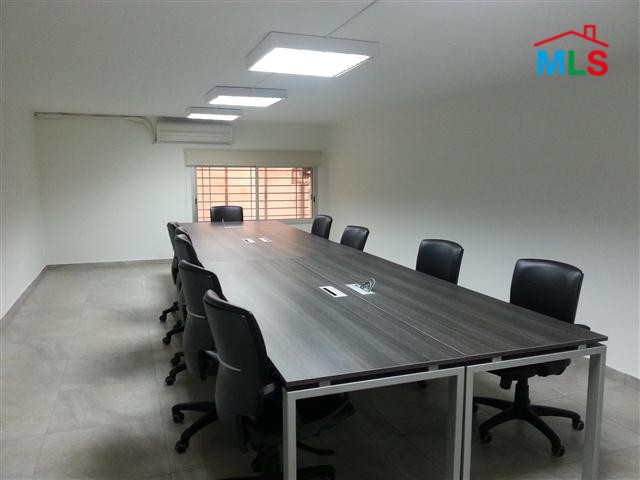 Industrial Grade 1 Warehouse For Rent In Dbayeh With High Ceiling